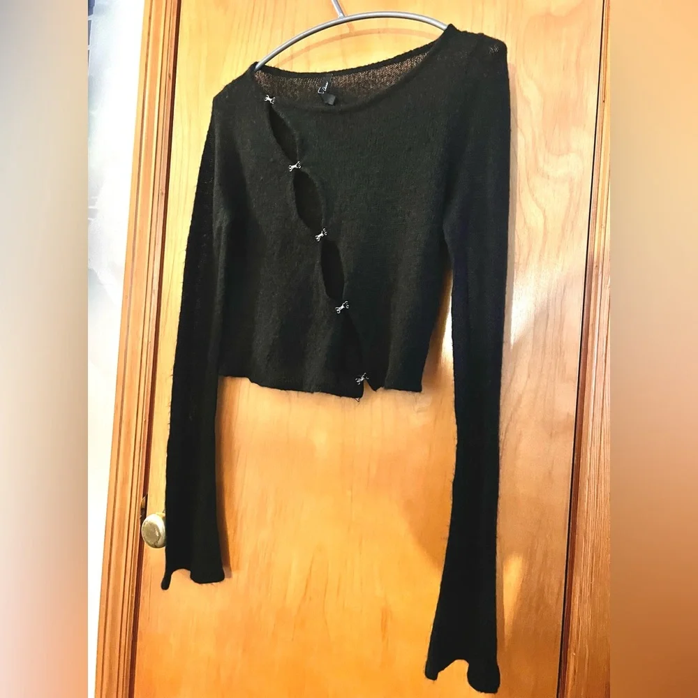 As You Extra Long Sleeve Peek-A-Boo Sweater Size 6